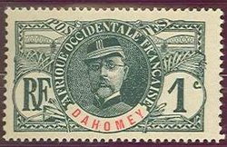timbre à l'effigie du général