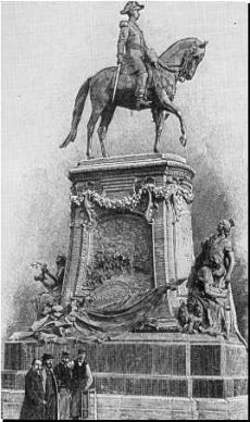 des statues du général (Lille et Bapaume)